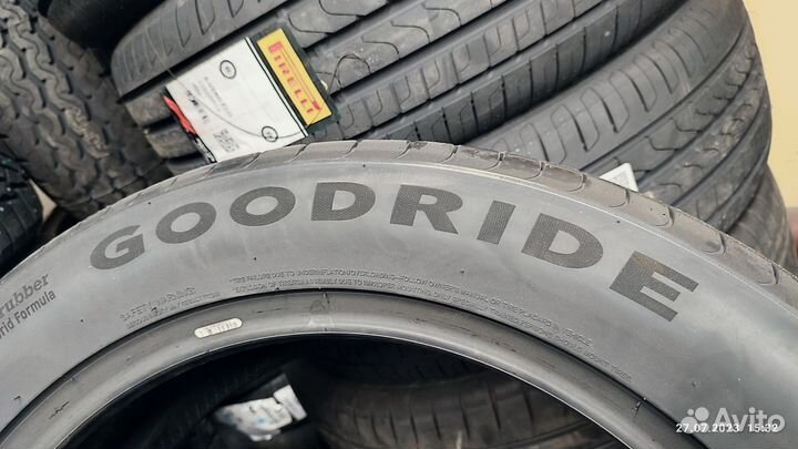 Goodride Solmax 1 255/45 R21 106W