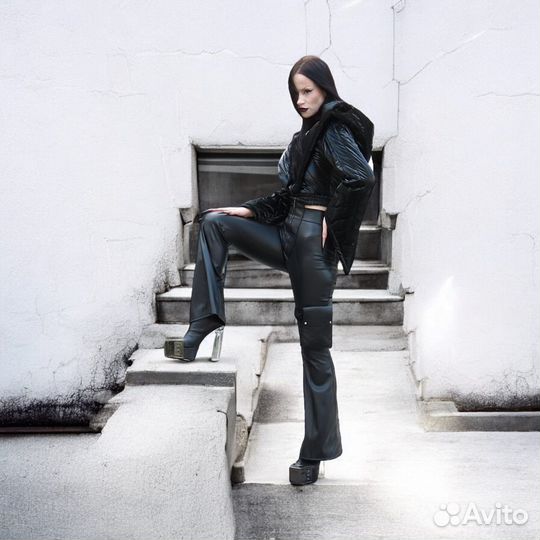 Брюки из эко-кожи