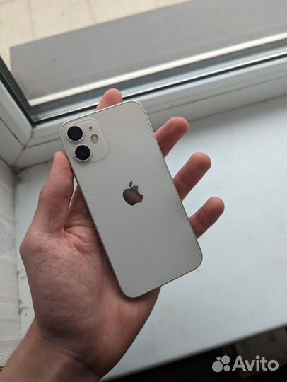 iPhone 12 mini, 64 ГБ