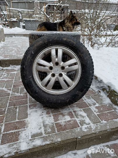 Литые диски с резиной Kia Huyndai R16 215/65