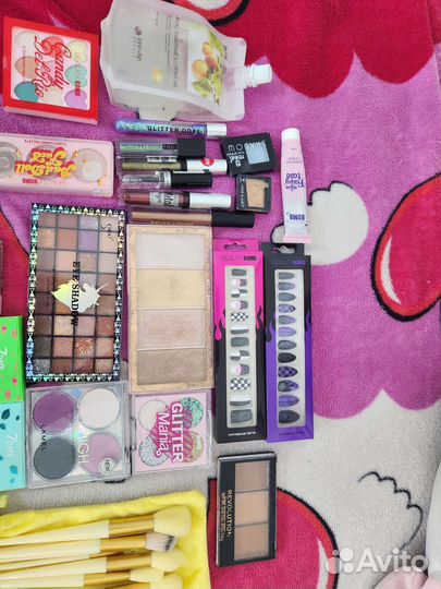 Косметика набором или по отдельности