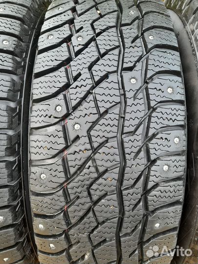 Viatti Bosco Nordico V-523 205/70 R15 96T