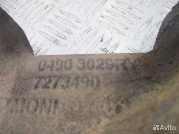 Центральная часть выпускного коллектора Volvo 7273