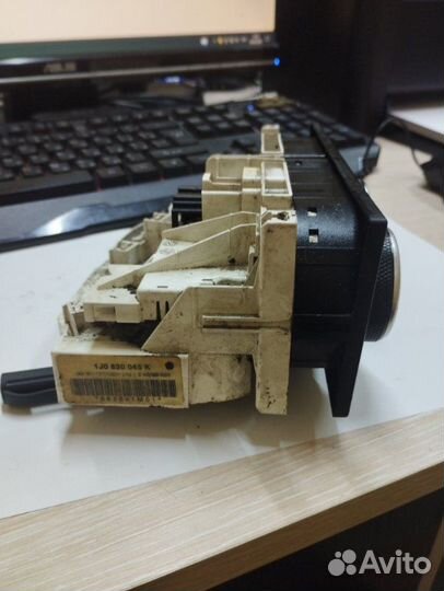 Блок управления климат-контролем Volkswagen Golf4