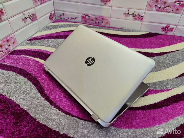 Ноутбук с 17.3 дюйма HP pavilion Intel Core i5
