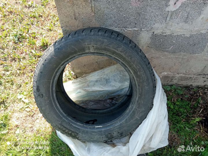 Bridgestone Blizzak Spike-01 225/60 R17