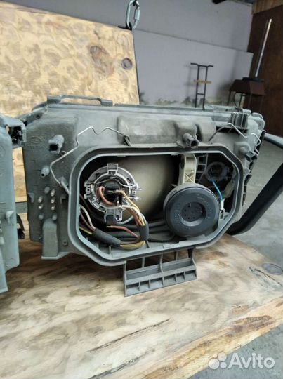 Фары на mercedes 124