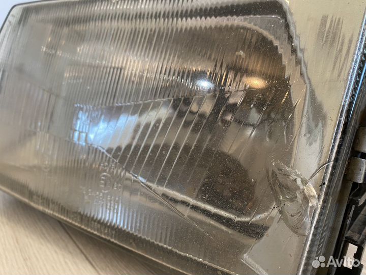 Фара для Audi A100 C3 левая
