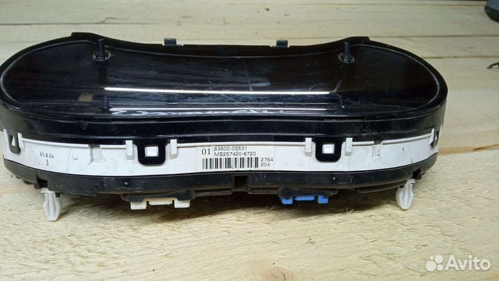 Щиток приборов Тойота Авенсис 2