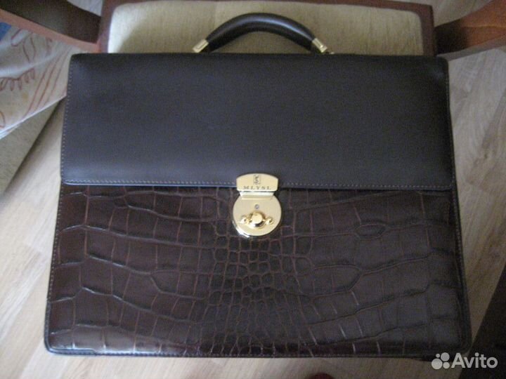 Мужской кожаный портфель