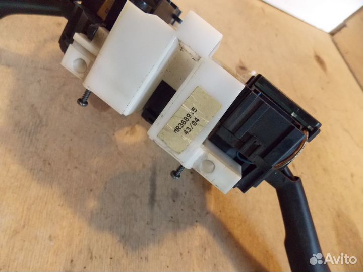 Подрулевые переключатели Mitsubishi Space Star