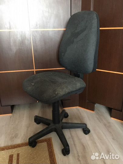 Компьютерное кресло