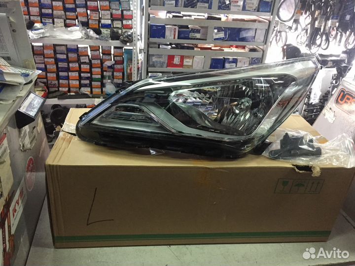 Фара на hyundai solaris Restaling 921014L000