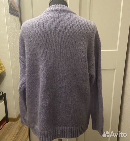 Свитер женский
