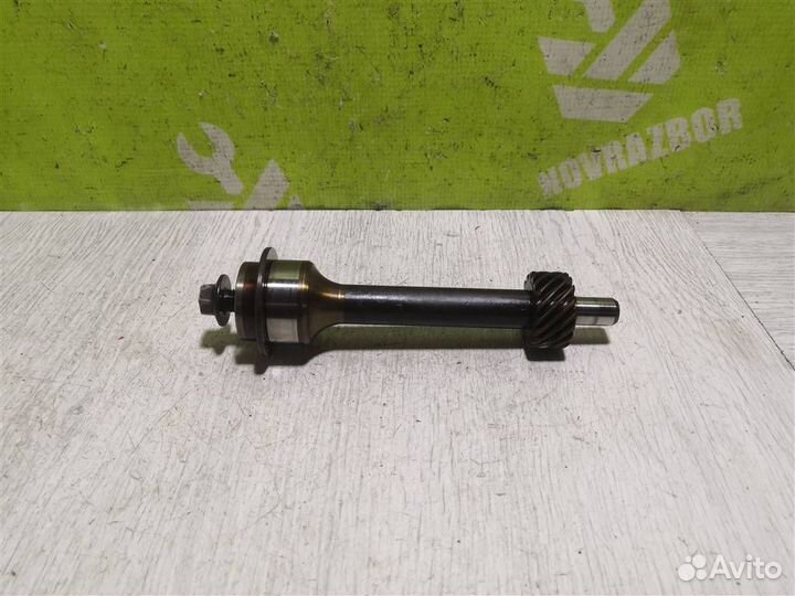 Вал масляного насоса Фольксваген Гольф 3 Венто