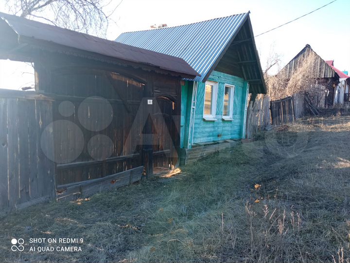 Дом 30 м² на участке 12,5 сот.