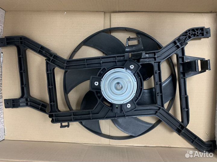 Диффузор в сборе renault logan без кондиционера