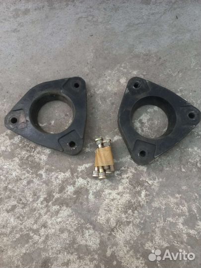 Проставки для увеличения клиренса KIA Ceed 1