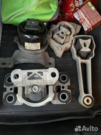 Подушка двигателя АКПП