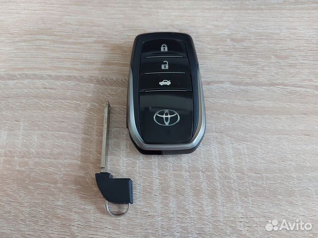 Ключ зажигания Toyota
