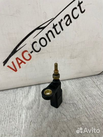 Датчик температуры охлаждающей жидкости Skoda Yeti