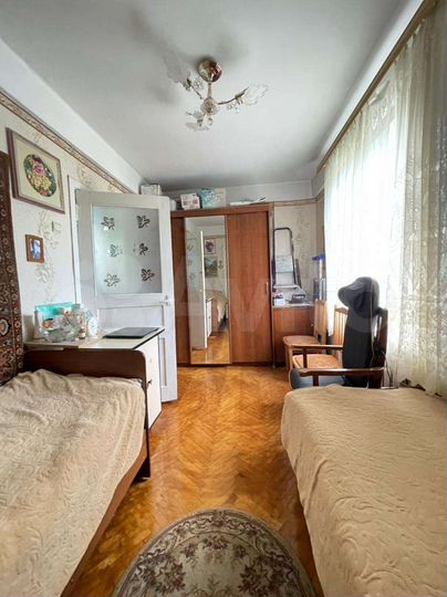 2-к. квартира, 47 м², 4/4 эт.