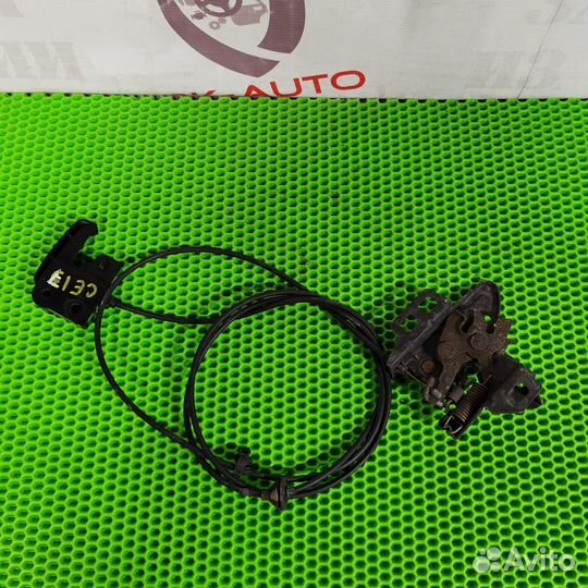 Замок капота с тросиком Cadillac Escalade GMT800