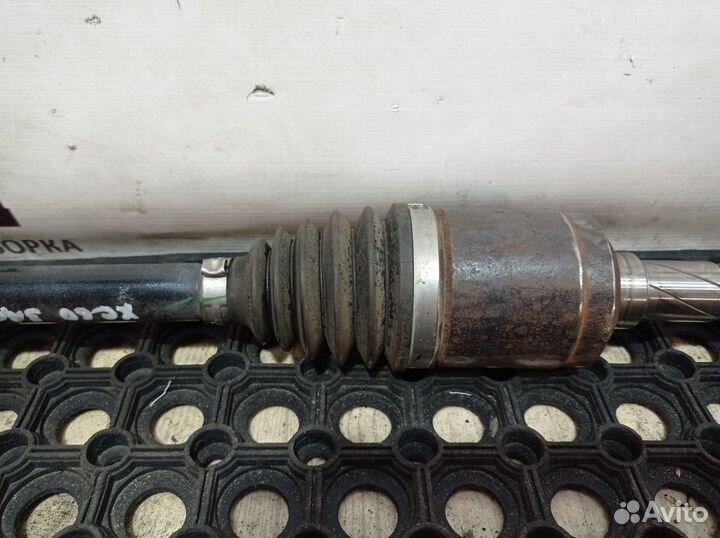 Полуось (привод) задняя Volvo XC60