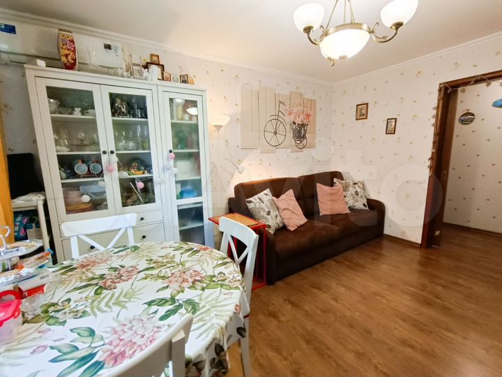 3-к. квартира, 58 м², 3/5 эт.