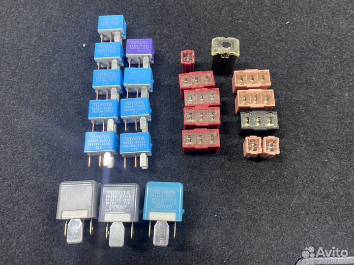 Реле предохранитель Toyota Lexus