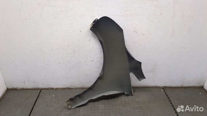 Крыло Mitsubishi Grandis, 2009