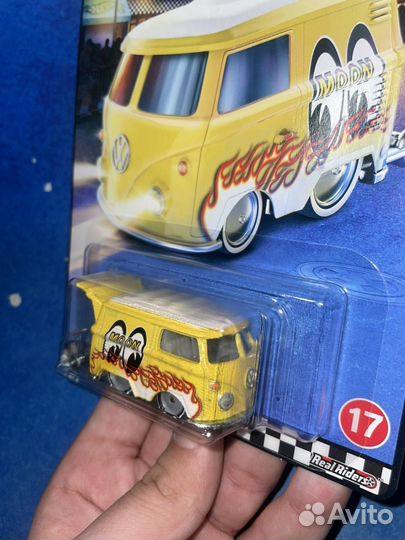 Hot wheels premium kool kombi