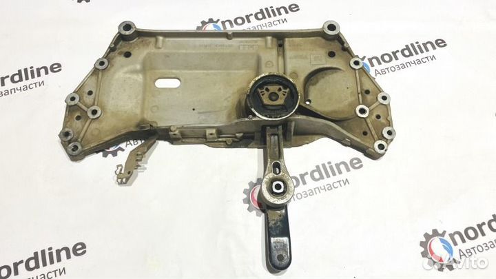 Подрамник передний Volkswagen Jetta 5 седан 1.6