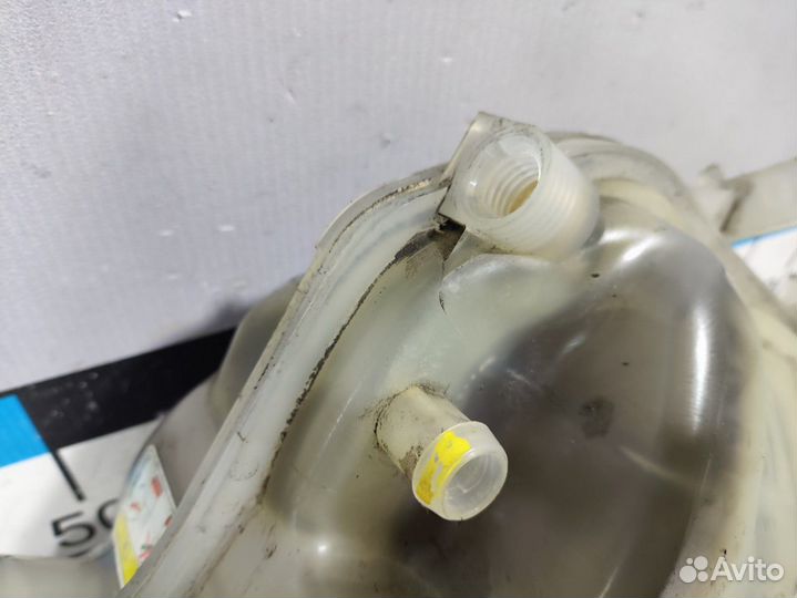 Б/У Бачок расширительный#001