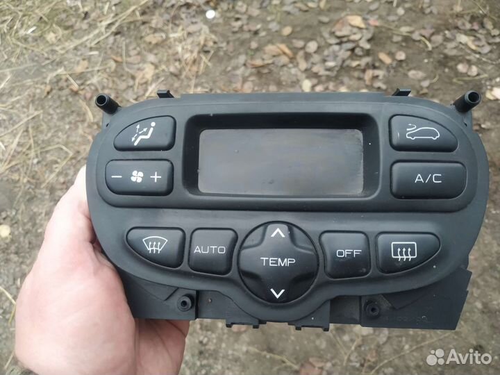 Блок управления климатом citroen xsara picasso 2.0