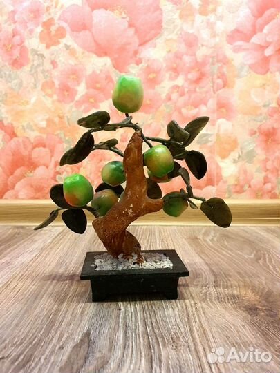 Статуэтка Яблоня