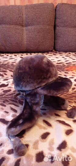 Шапка из мутона женская