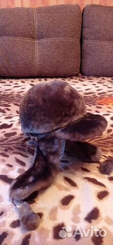 Шапка из мутона женская