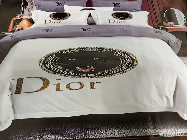 Постельное новое белье евро