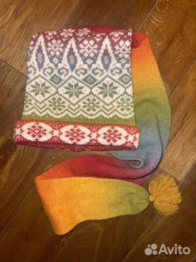 Шерстяная шапка-шарф