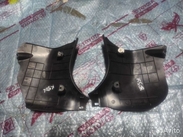 Обшивка стойки передняя Toyota Camry 50