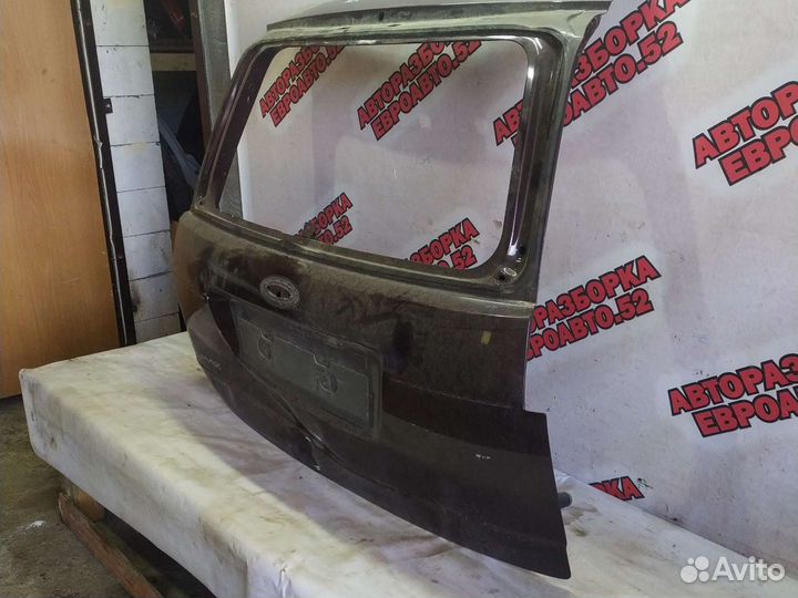 Крышка багажника Ford C-MAX