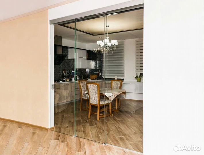 Стеклянные ограждения лестницы под ключ