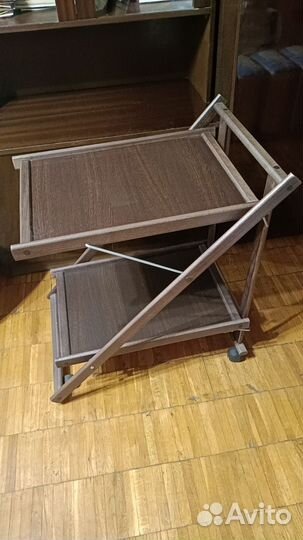 Сервировочный столик на колесиках складной