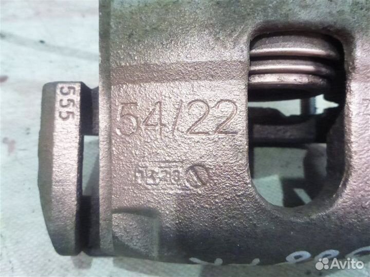 Суппорт передний правый Ford Fusion CBK fxja 2008