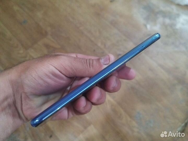 Смартфон хиоми note 10 с