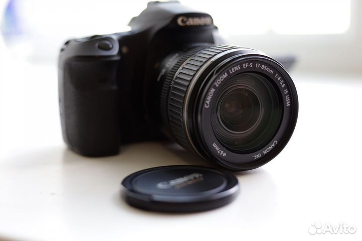 Зеркальный фотоаппарат Canon eos 60d