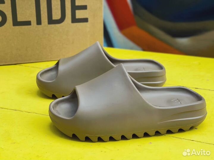 Шлепанцы Adidas Yeezy Slide