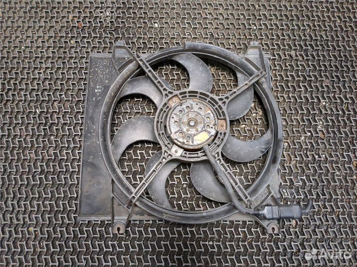 Вентилятор радиатора Hyundai Santa Fe, 2004