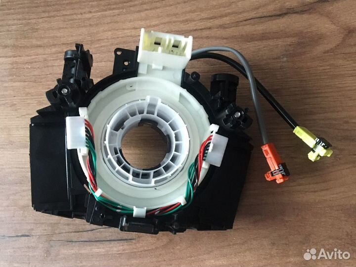 Шлейф подрулевой Nissan Qashqai